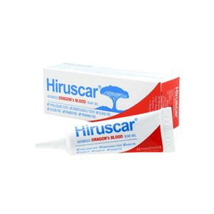 เจล HIRUSCAR ADVANCED DRAGON’S BLOOD SCAR GEL 8G ช่วยลดเลือนรอยดำและรอยแผลเป็น พร้อมบำรุงผิวให้เรียบเนียนและกระจ่างใส เหมาะสำหรับใช้บริเวณใบหน้าและร่างกาย เพื่อผลลัพธ์ผิวดูสม่ำเสมอยิ่งขึ้น
