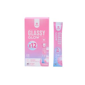 MANA GLASSY GLOW X12 10 ซอง — ผลิตภัณฑ์เสริมอาหารผงที่ผสานสารสกัดจากมะเขือเทศและสารต้านอนุมูลอิสระจากผลไม้หลายชนิด ช่วยดูแลผิวจนดูใสโกลว์ พร้อมรูปแบบผงกรอกปากสะดวกต่อการใช้งาน